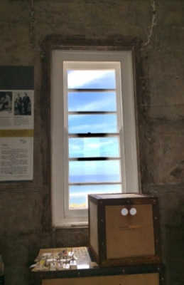 pavilion window internal 