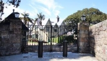 A picture of the Kirribilli House black metal gate entrance